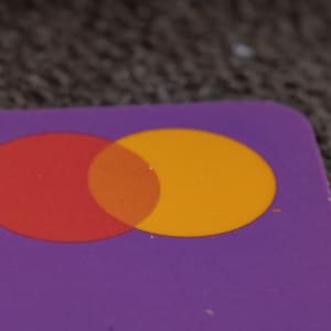 MasterCard u odnosu na druge metode plaćanja u online kockarnicama