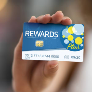 Programi nagraÄ‘ivanja kreditnih kartica: Maksimizirajte svoje kazino iskustvo