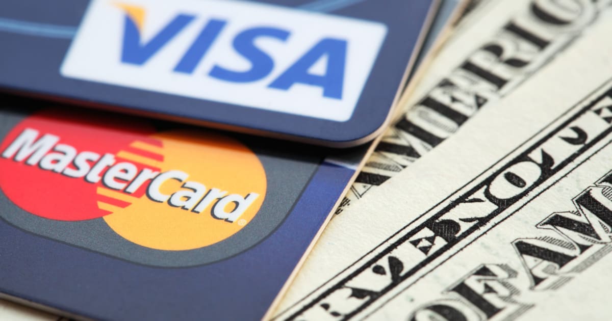 Mastercard debitna vs. kreditna kartica za depozite u online kazinu